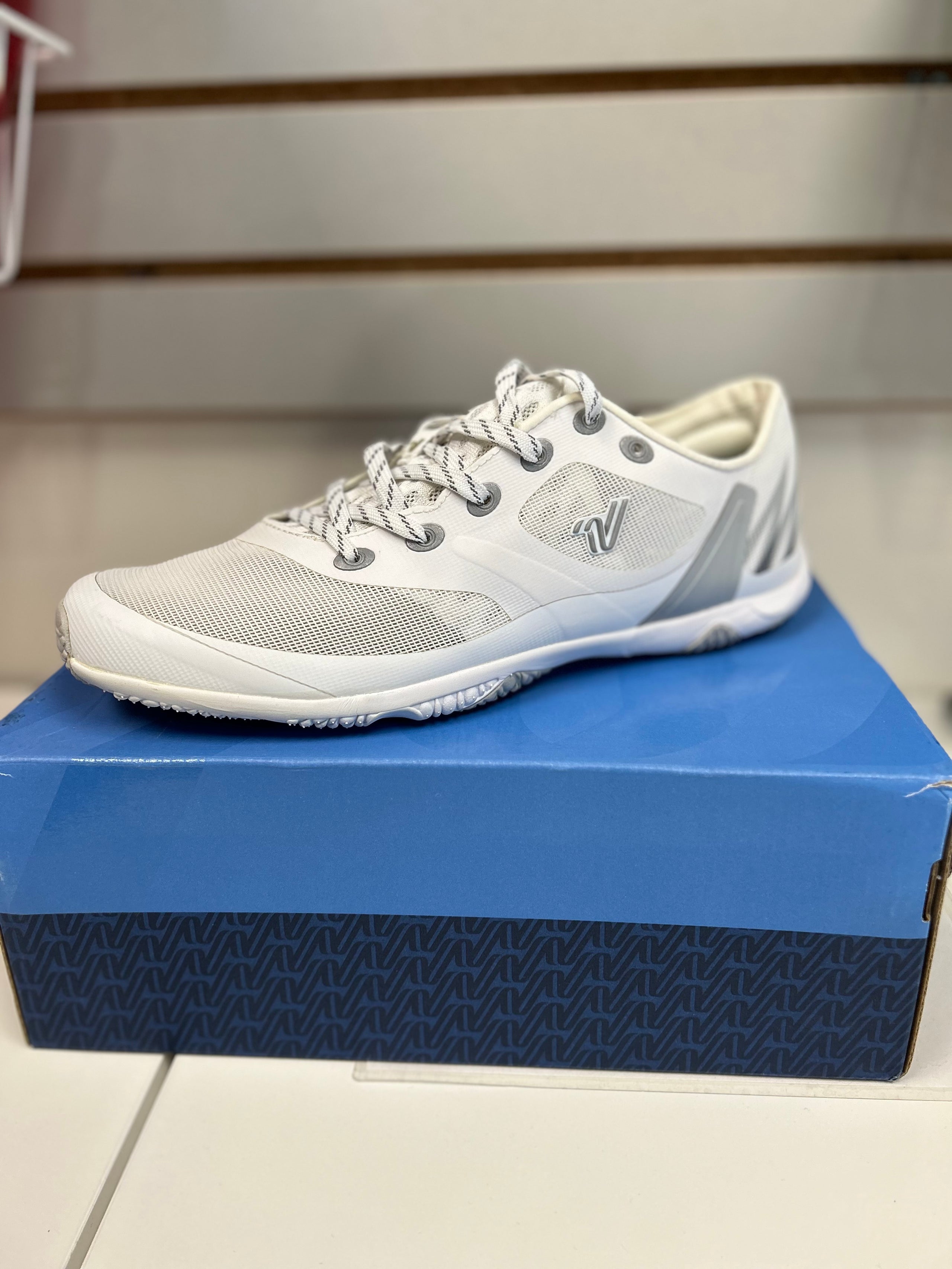 Clearance cheer shoes discount